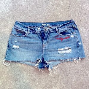 Old Navy Boyfriend Jean Shorts - size 8